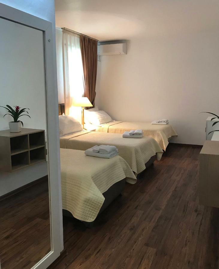 Chateau Linza Resort Тирана Экстерьер фото