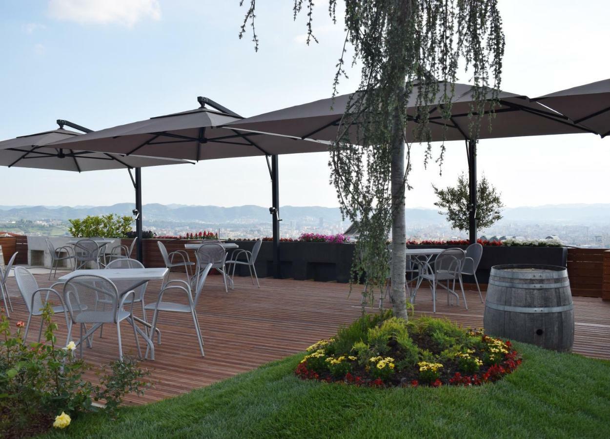 Chateau Linza Resort Тирана Экстерьер фото