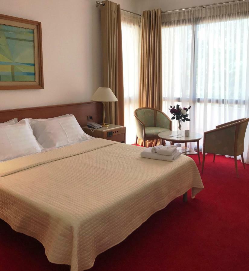 Chateau Linza Resort Тирана Экстерьер фото
